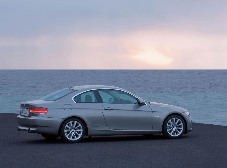  BMW 3-Series Coupe 2007 года  (фото 185 из 219)